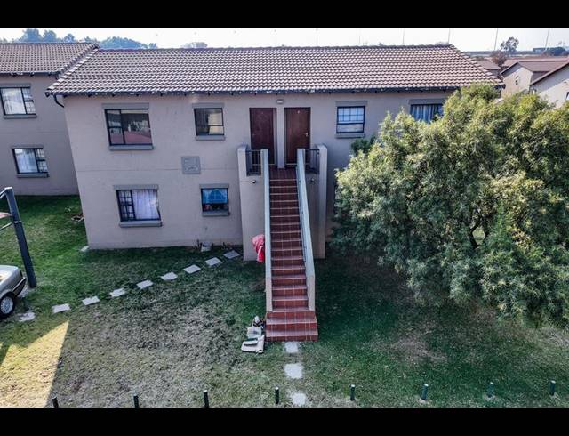 2 BEDROOM APARTMENT FOR SALE IN ALBEMARLE